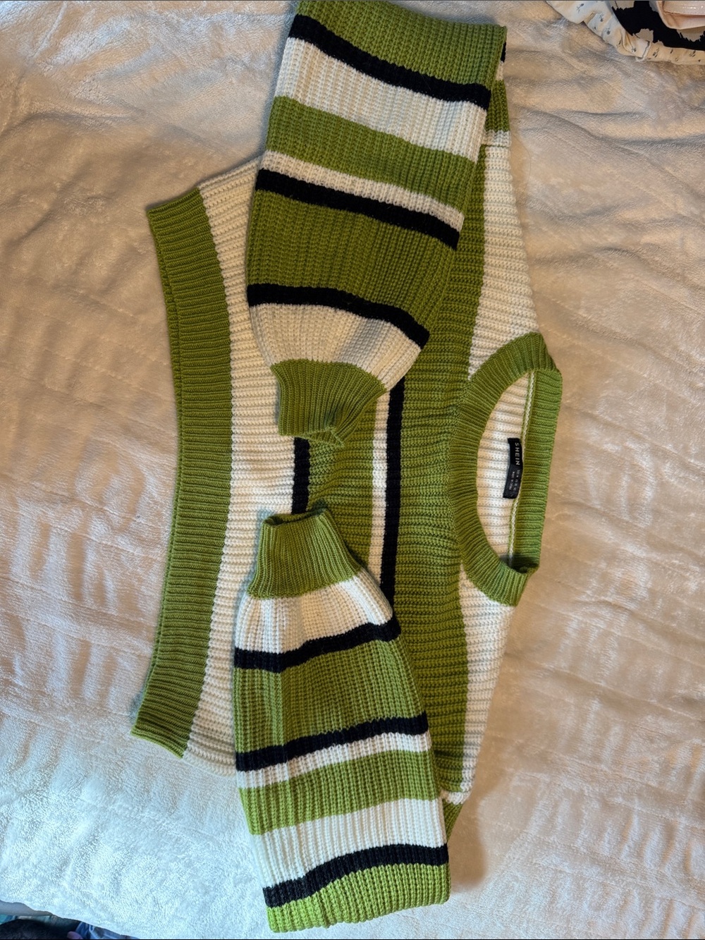 SHEIN Green White Black Striped Knit Crewneck Vest